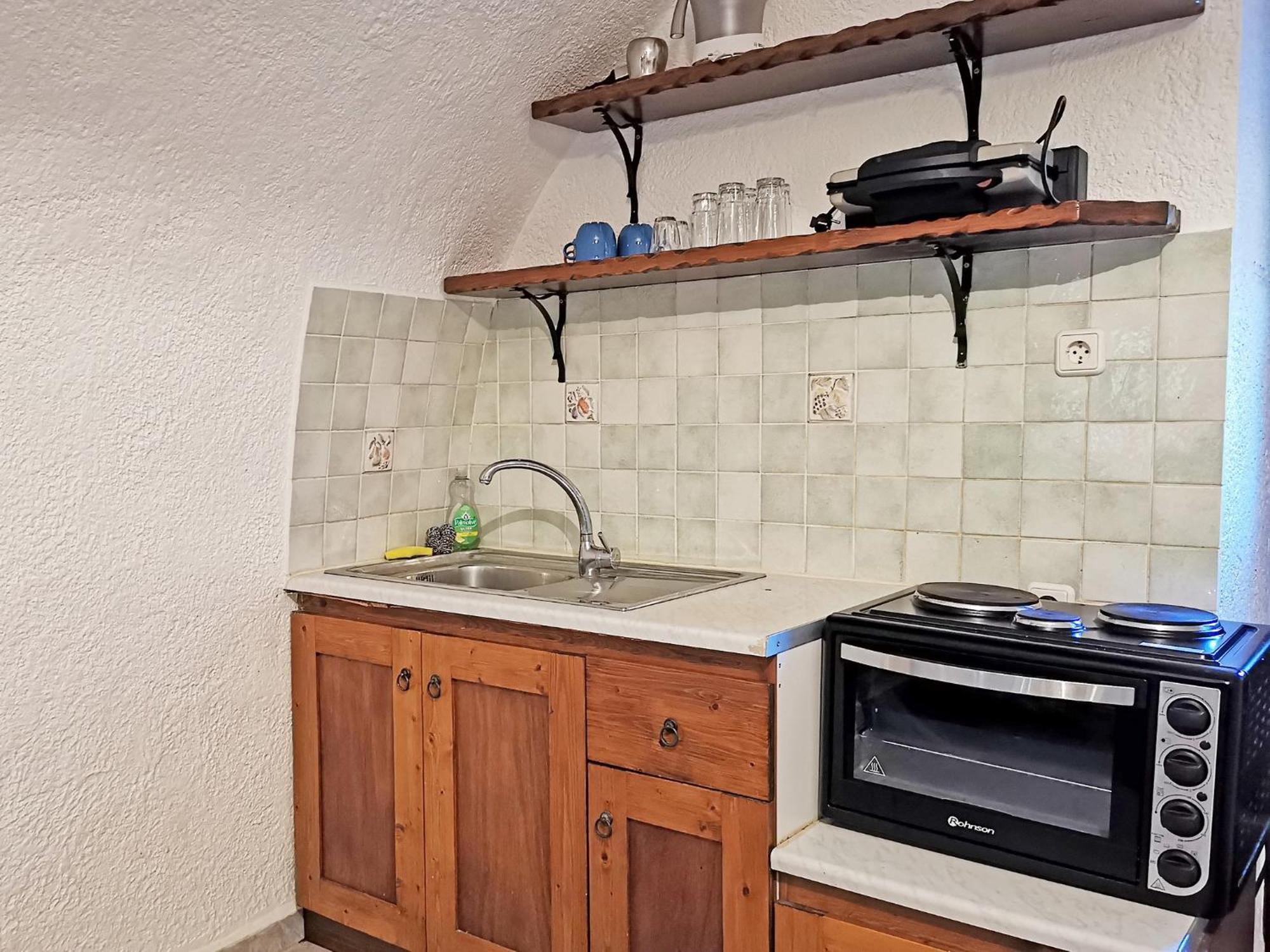 Guesthouse Toxotis Pyrgos Dirou ภายนอก รูปภาพ